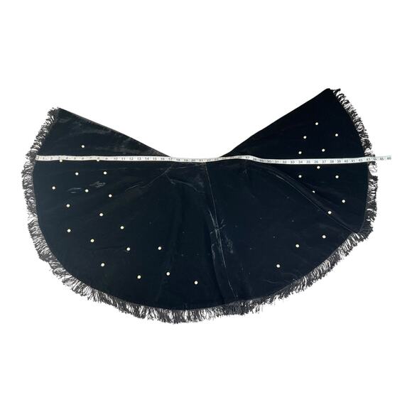 Black Velvet Shawl with Pearl Embellishments and Tassel Fringe Satin Inside O/S - Picture 6 of 8
